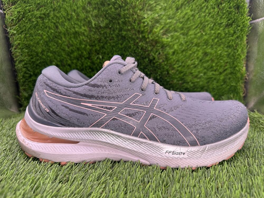 Asics Gel-Kayano 29 1012B272 Athletic Sneaker Womens 10 Gray Mesh Sports Running